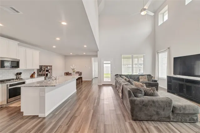 $465,000 | 14438 Kerrick Vista Lane, Conroe, TX 77384