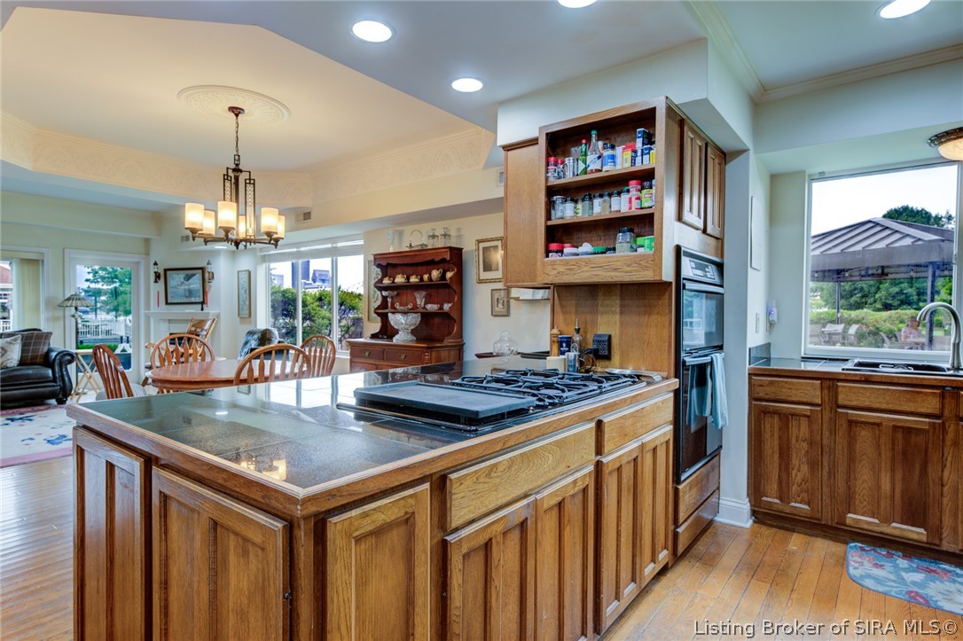 618 West Riverside Drive Jeffersonville, IN 47130 - Photo 10 of 51 Island with 6 burner Jenn Air Gas cooktop