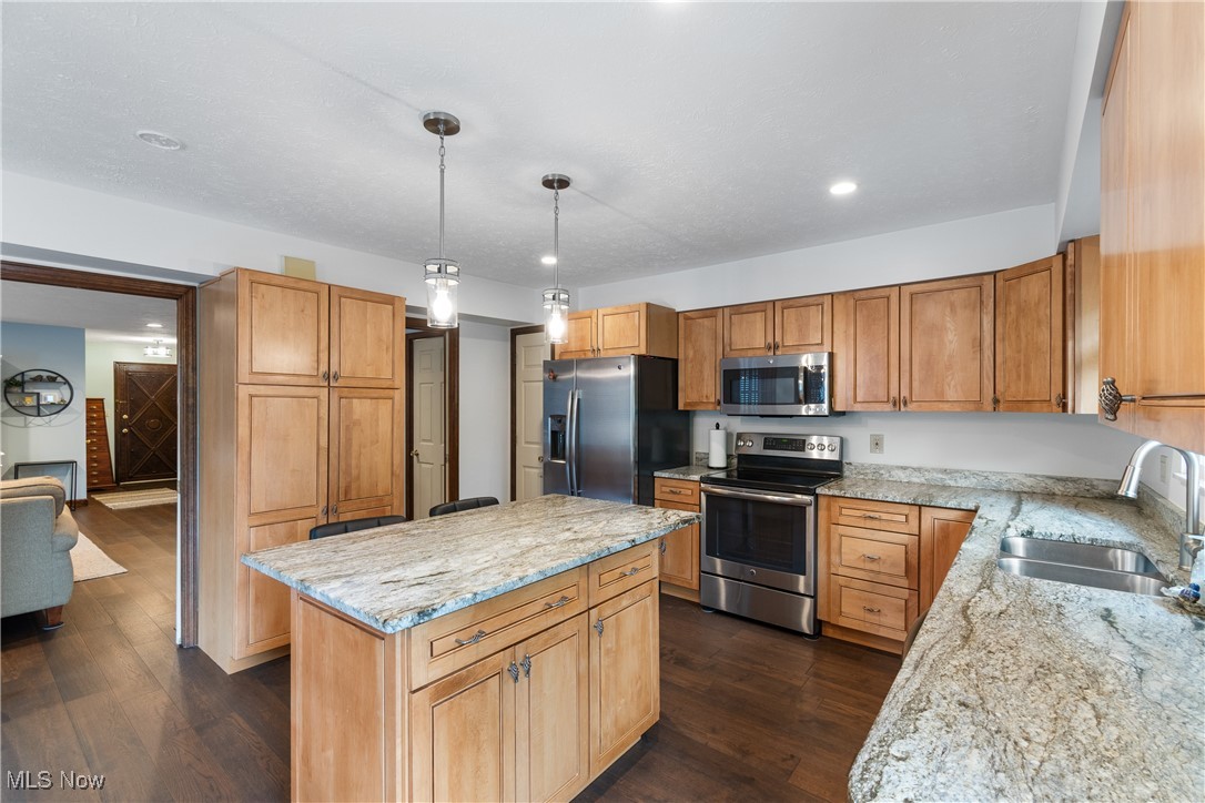 22500 Center Ridge Road, Unit D Rocky River, OH 44116 - Photo 14 of 43 Gallery Image 14