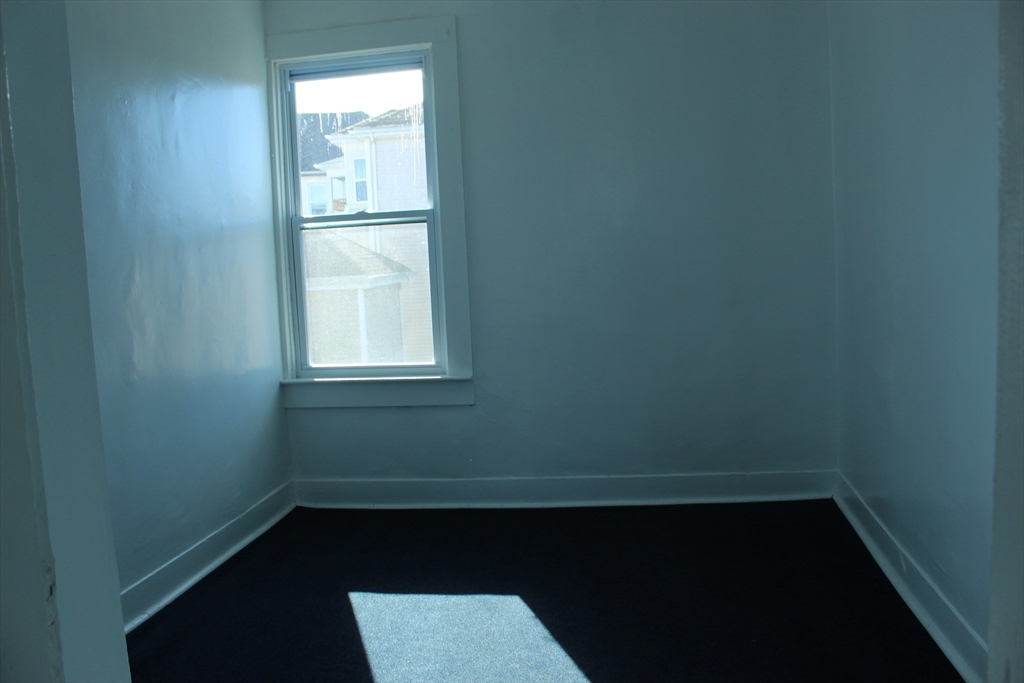 223 Morgan Street Fall River, MA 02721 - Photo 10 of 11