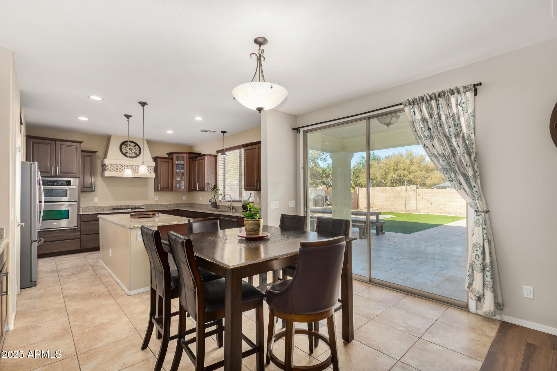 3246 East Ivanhoe Street Gilbert, AZ 85295 - Photo 12 of 46 Eating and kitchen area