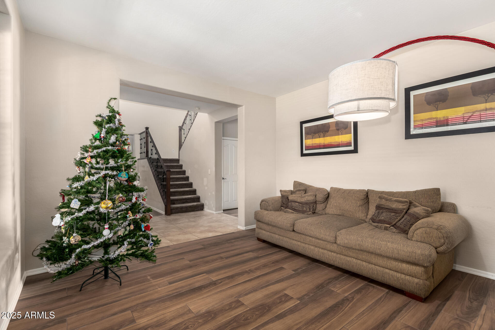 3246 East Ivanhoe Street Gilbert, AZ 85295 - Photo 6 of 46 Living room