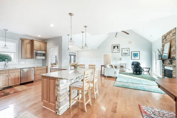 $979,000 | 1420 West Crossing Drive, Forest, VA 24551