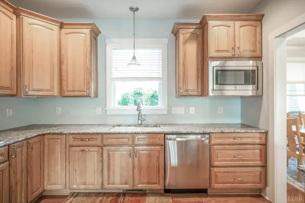 $979,000 | 1420 West Crossing Drive, Forest, VA 24551
