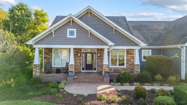 $979,000 | 1420 West Crossing Drive, Forest, VA 24551