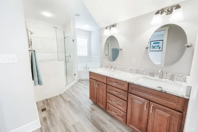 $979,000 | 1420 West Crossing Drive, Forest, VA 24551