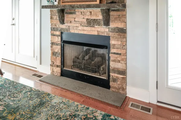 $979,000 | 1420 West Crossing Drive, Forest, VA 24551