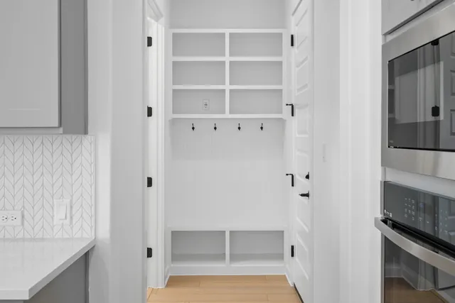 $449,990 | 206 Lariat Loop, Liberty Hill, TX 78642