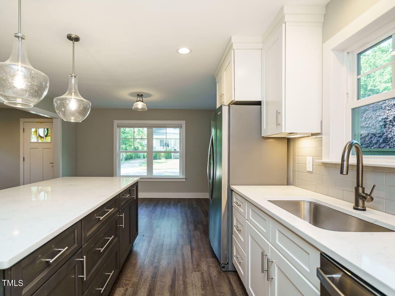 611 Frank Street Raleigh, NC 27604 - Photo 7 of 30 007-1280x960-photo