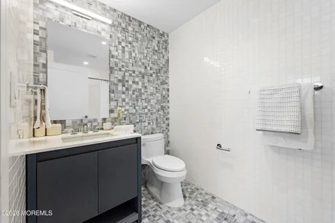 $7,300 | 20 Melrose Terrace, Unit 601, Long Branch, NJ 07740