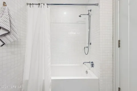 $7,300 | 20 Melrose Terrace, Unit 601, Long Branch, NJ 07740