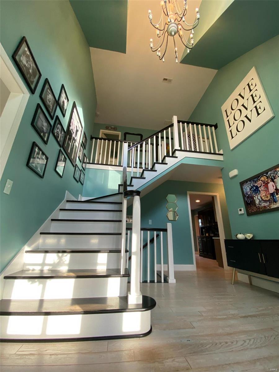 103 Pleasant Ridge Drive Edwardsville, IL 62025 - Photo 3 of 58 Gallery Image 3