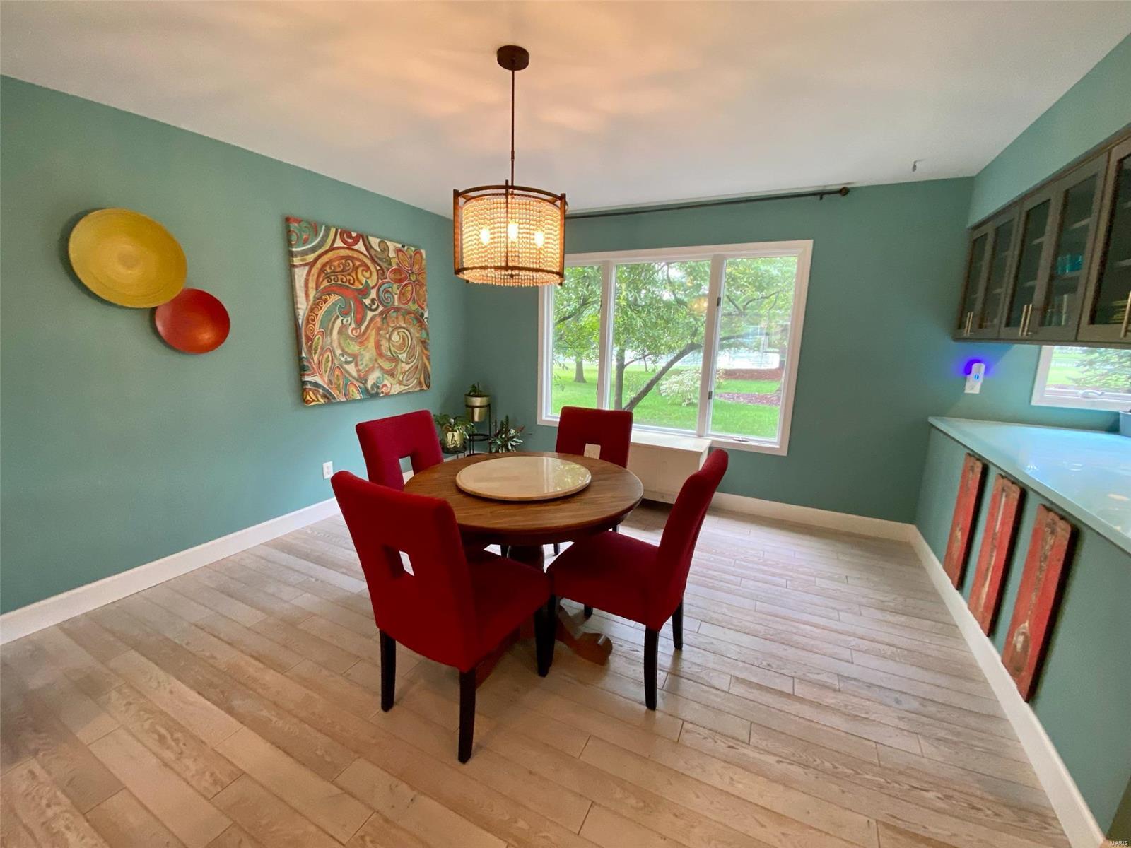 103 Pleasant Ridge Drive Edwardsville, IL 62025 - Photo 9 of 58 Gallery Image 9
