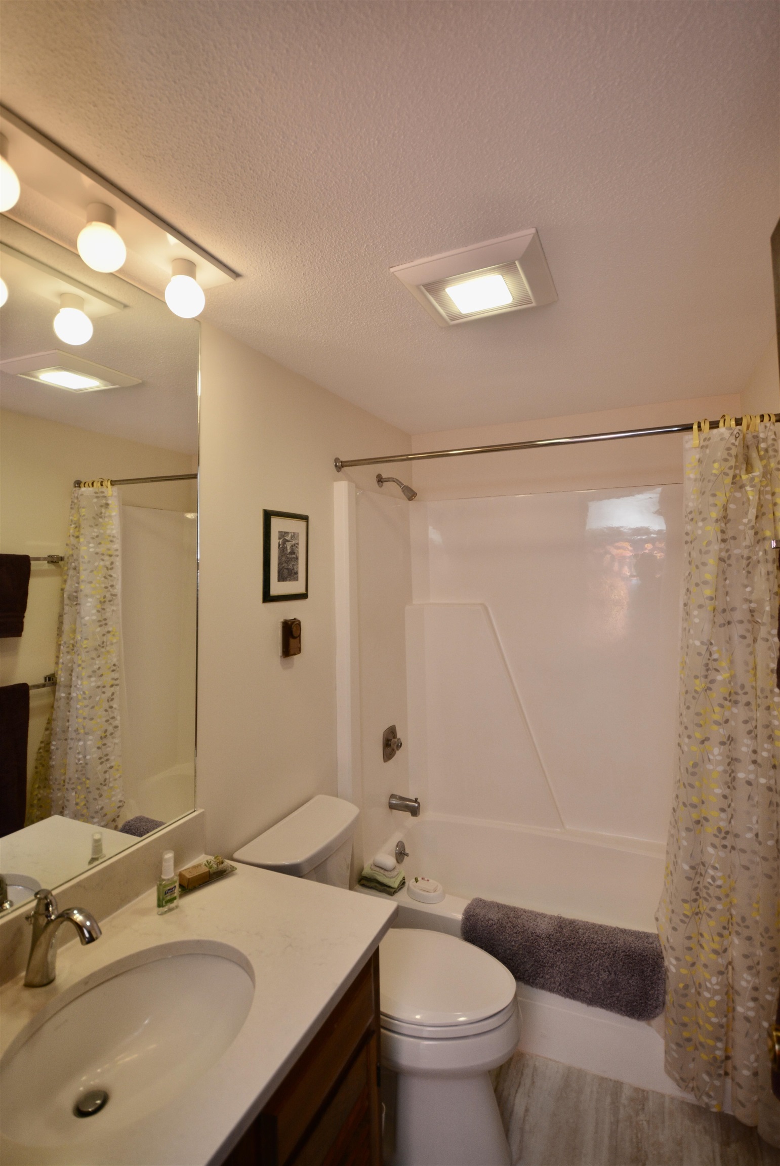 32 Pleasant Drive Grantham, NH 03753 - Photo 7 of 26