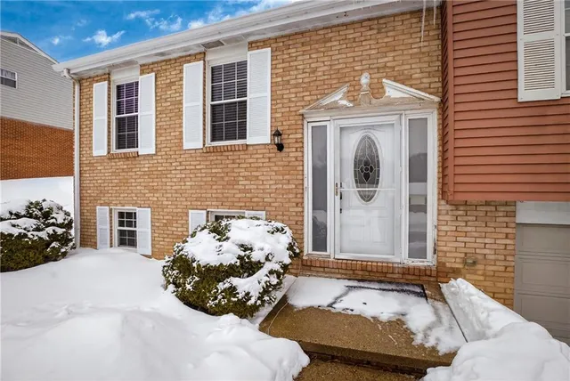 $324,899 | 106 Valley Hi Drive, Pittsburgh, PA 15229