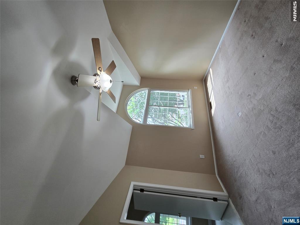 42 Birchwood Road Bedminster, NJ 07921 - Photo 23 of 46