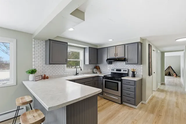 $399,900 | W3196 Creek View Lane, Appleton, WI 54915