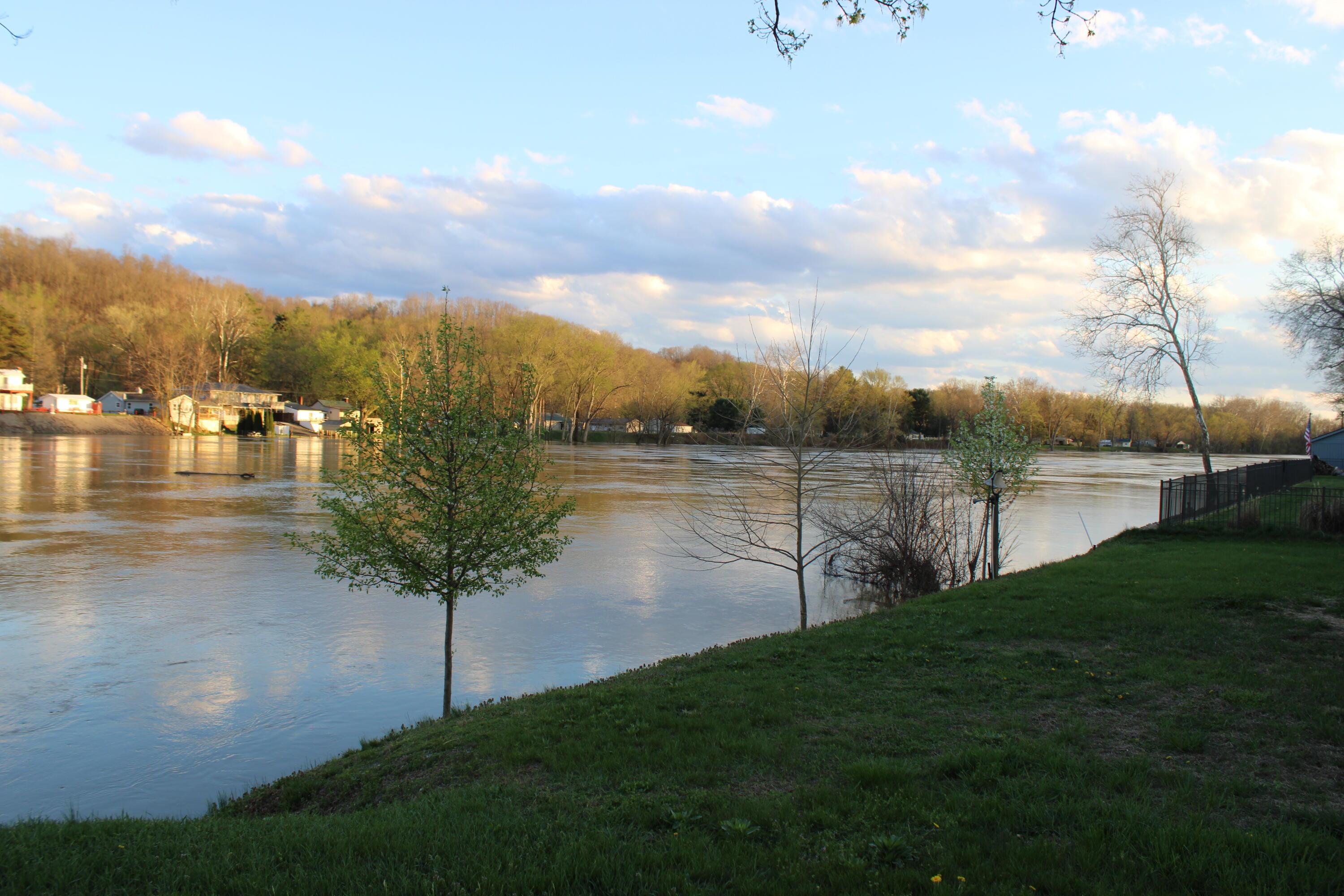 3270 Riverside Airport Road Zanesville, OH 43701 - Photo 2 of 24 River view from backyard