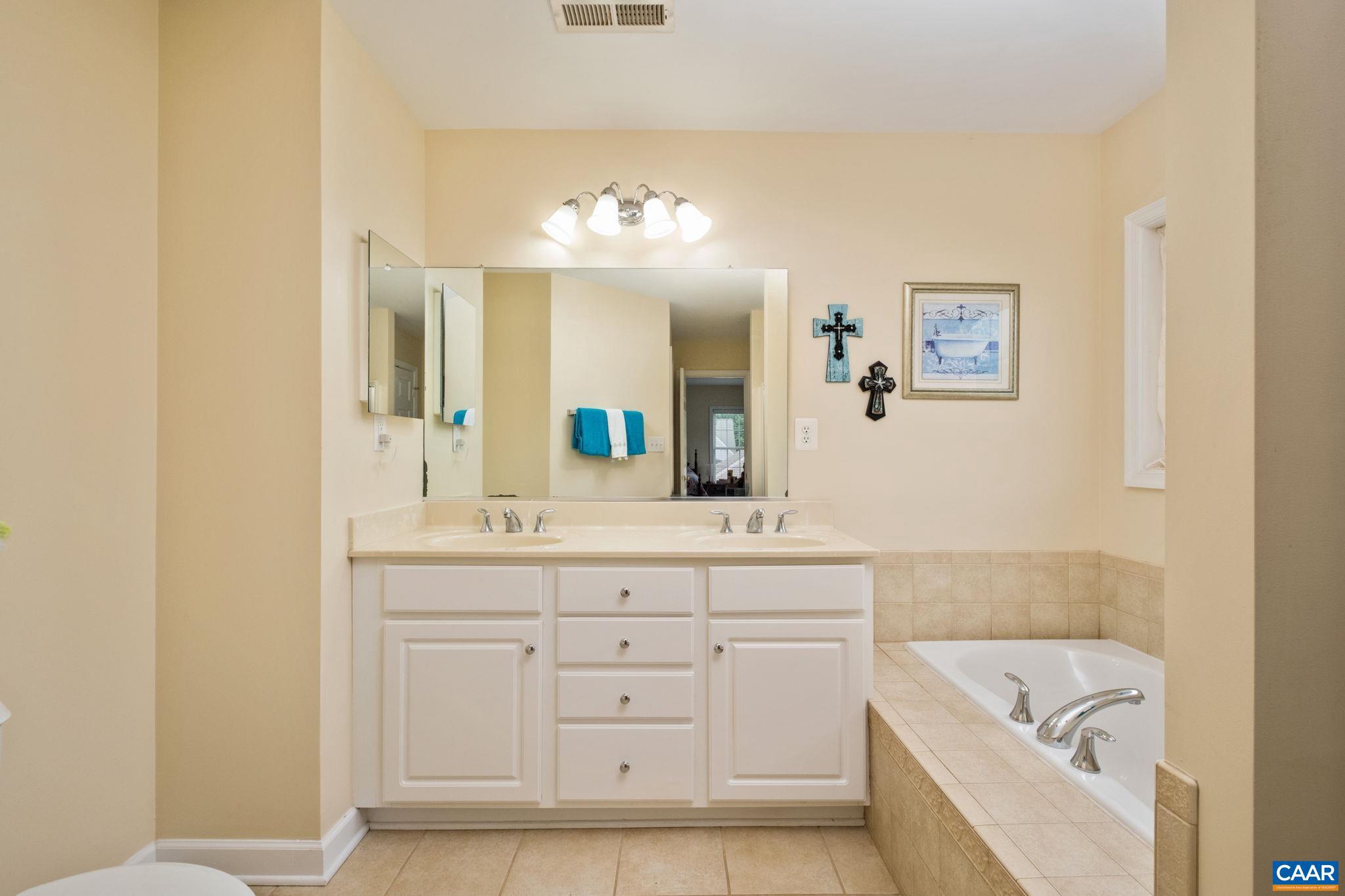 35 Piney Loop Zion Crossroads, VA 22942 - Photo 21 of 36