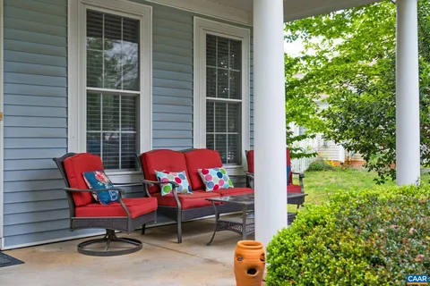 $500,000 | 35 Piney Loop, Zion Crossroads, VA 22942