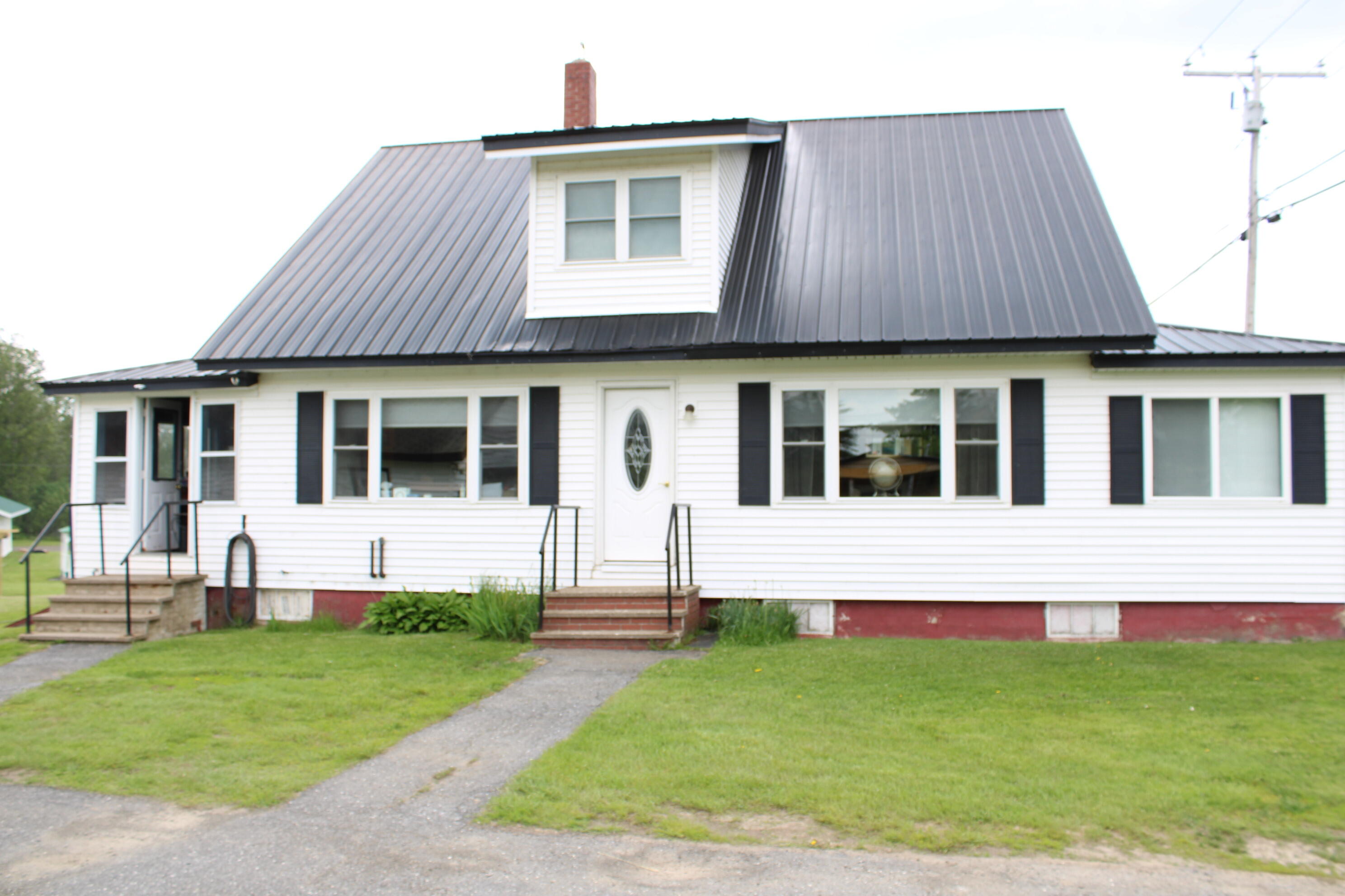 19 W Road Portage, ME 04768 - Photo 3 of 35 IMG_0658