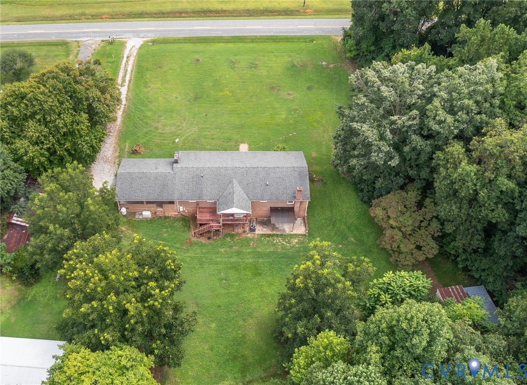 3612 Back Hampden Sydney Road Farmville, VA 23901 - Photo 6 of 17 Expansive lot with mature trees, a gravel driveway