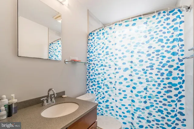 $5,400 | 1723 19th Street Northwest, Unit 2, Washington, DC 20009