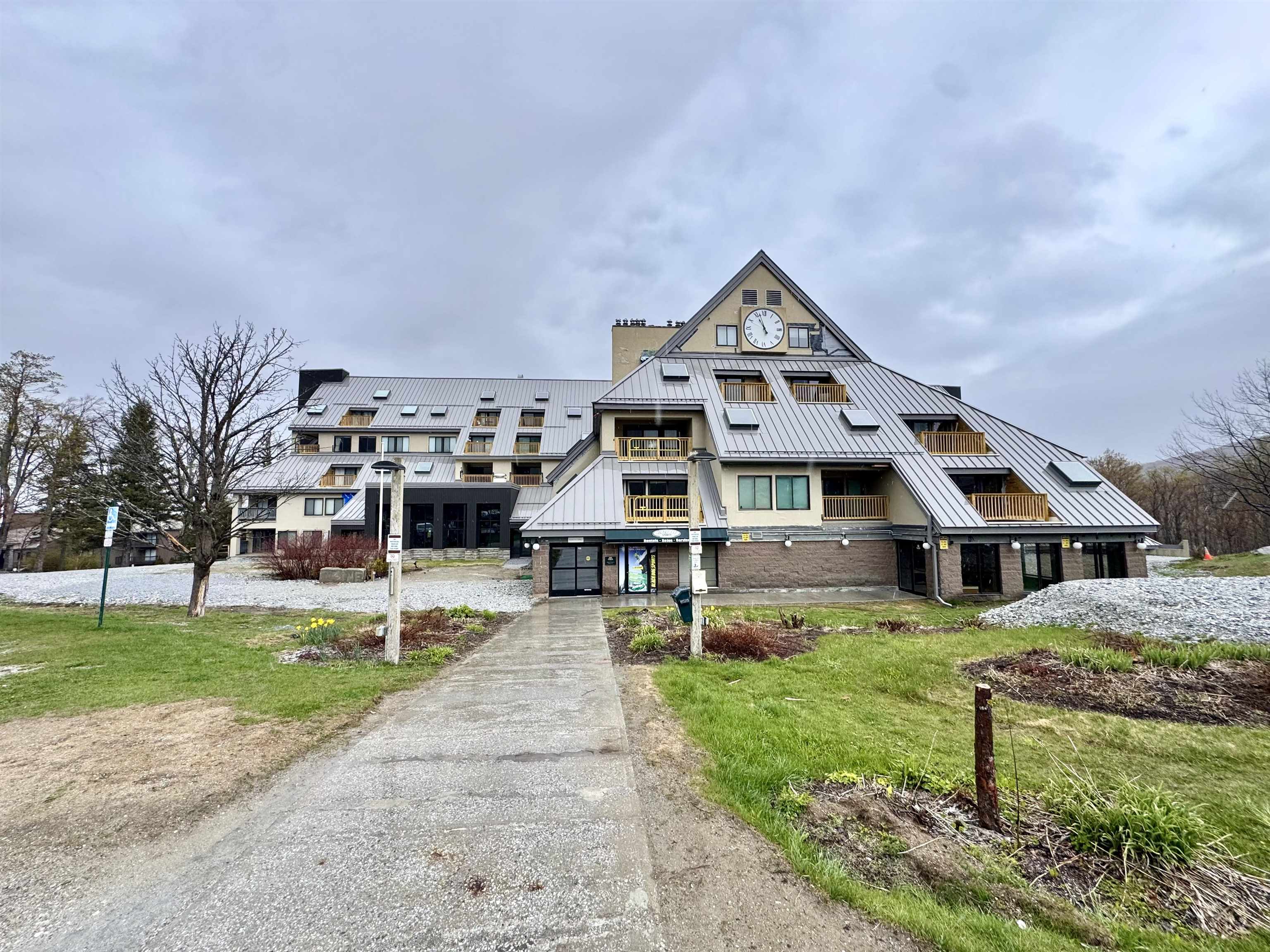 135 East Mountain Road, Unit 1A3 Killington, VT 05751 - Photo 1 of 32
