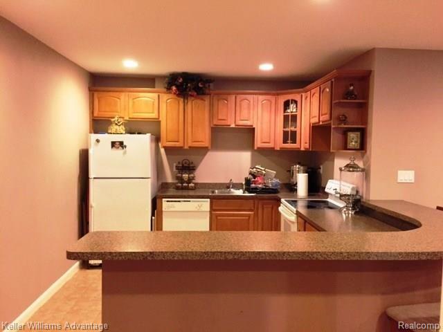 5259 Park Ridge Drive West Bloomfield, MI 48323 - Photo 34 of 39