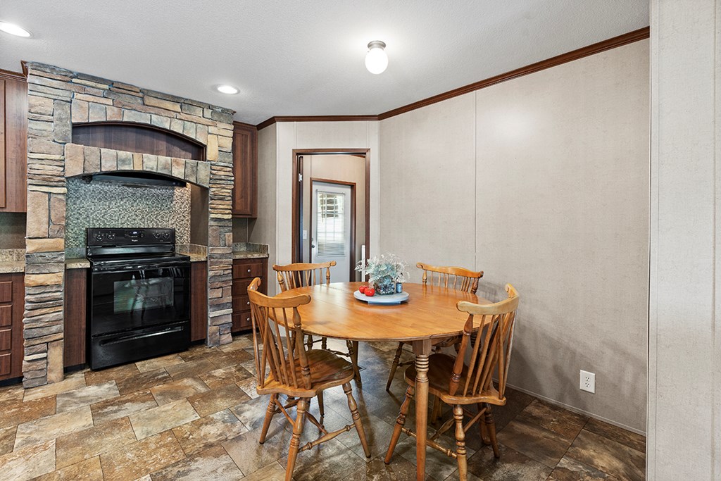 730 Cunningham Slough Road Waterloo, SC 29384 - Photo 11 of 32