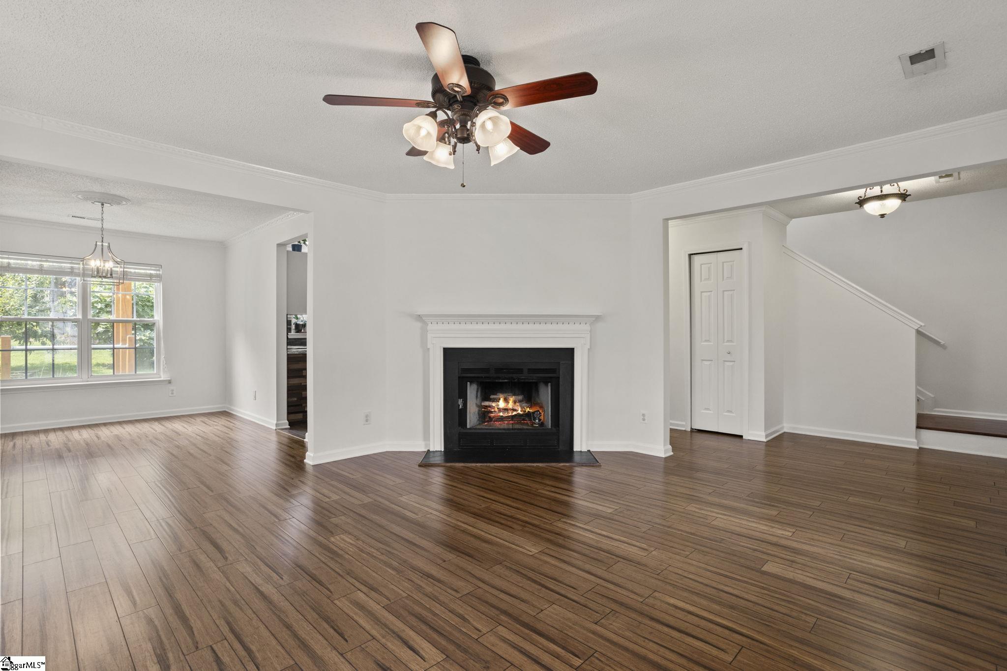 103 Raleigh Court Simpsonville, SC 29681 - Photo 4 of 29 Gallery Image 4