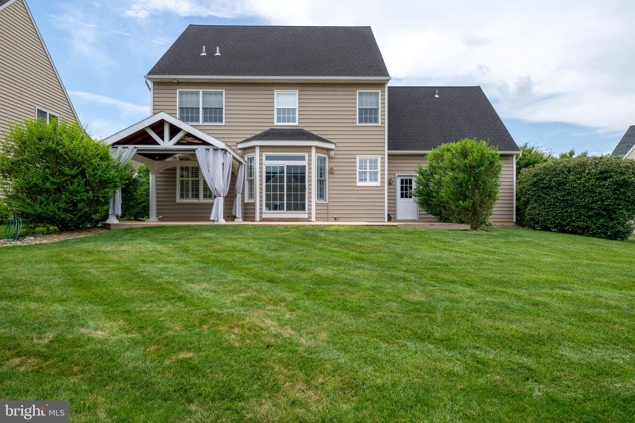 327 Spurrier Drive Lititz, PA 17543 - Photo 6 of 63 Gallery Image 6