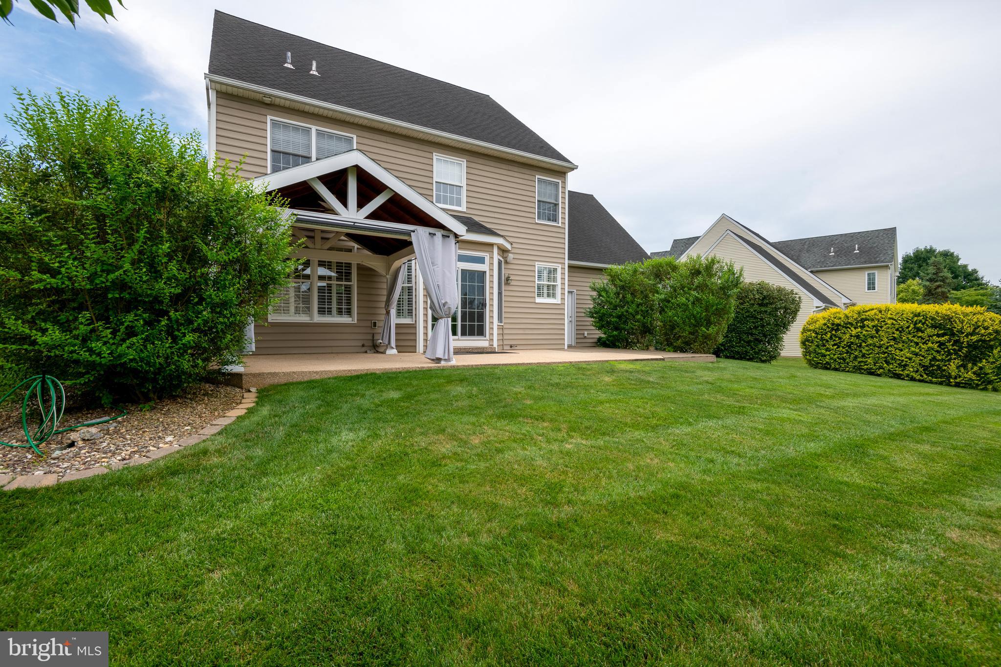 327 Spurrier Drive Lititz, PA 17543 - Photo 7 of 63 Gallery Image 7