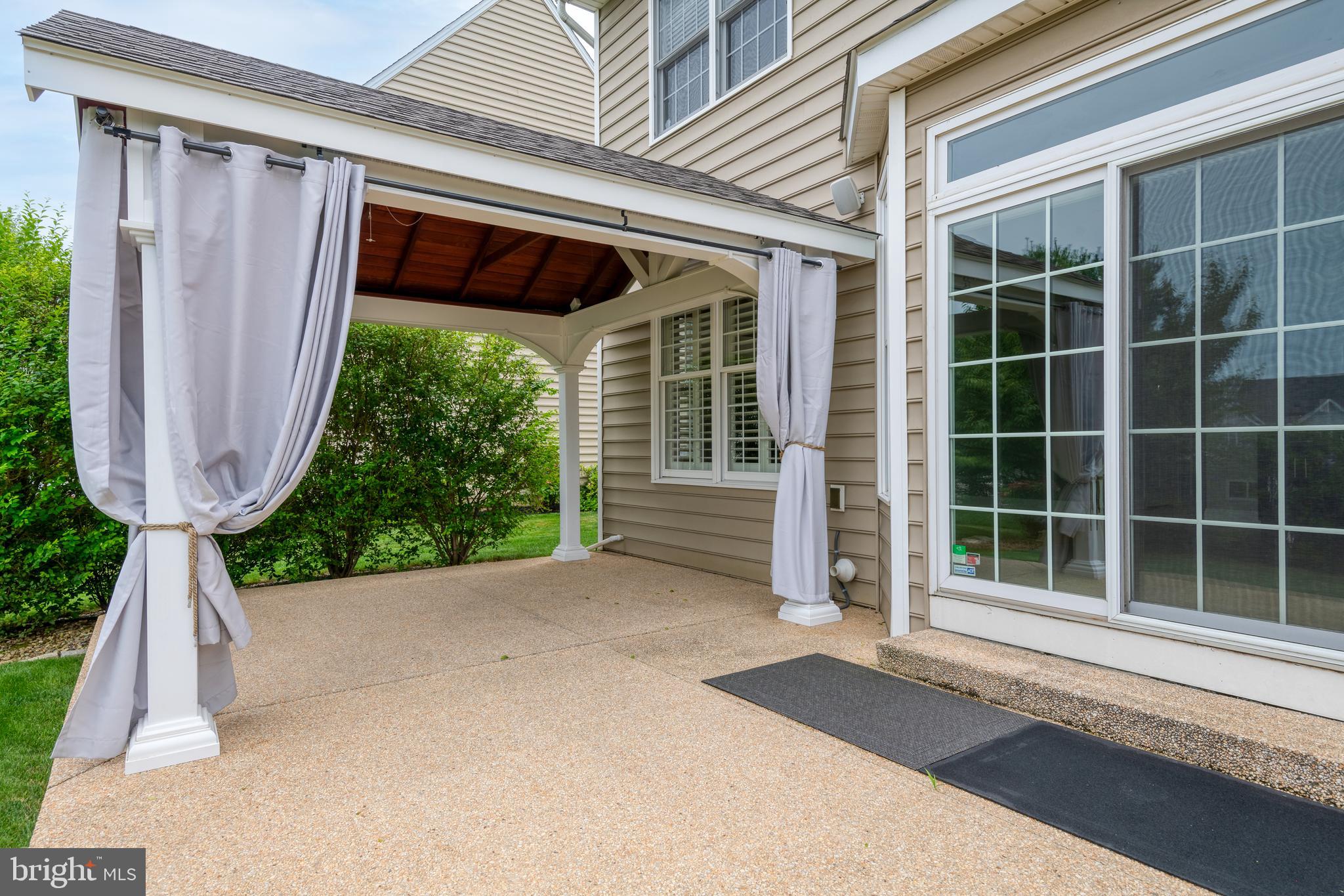 327 Spurrier Drive Lititz, PA 17543 - Photo 8 of 63 Gallery Image 8