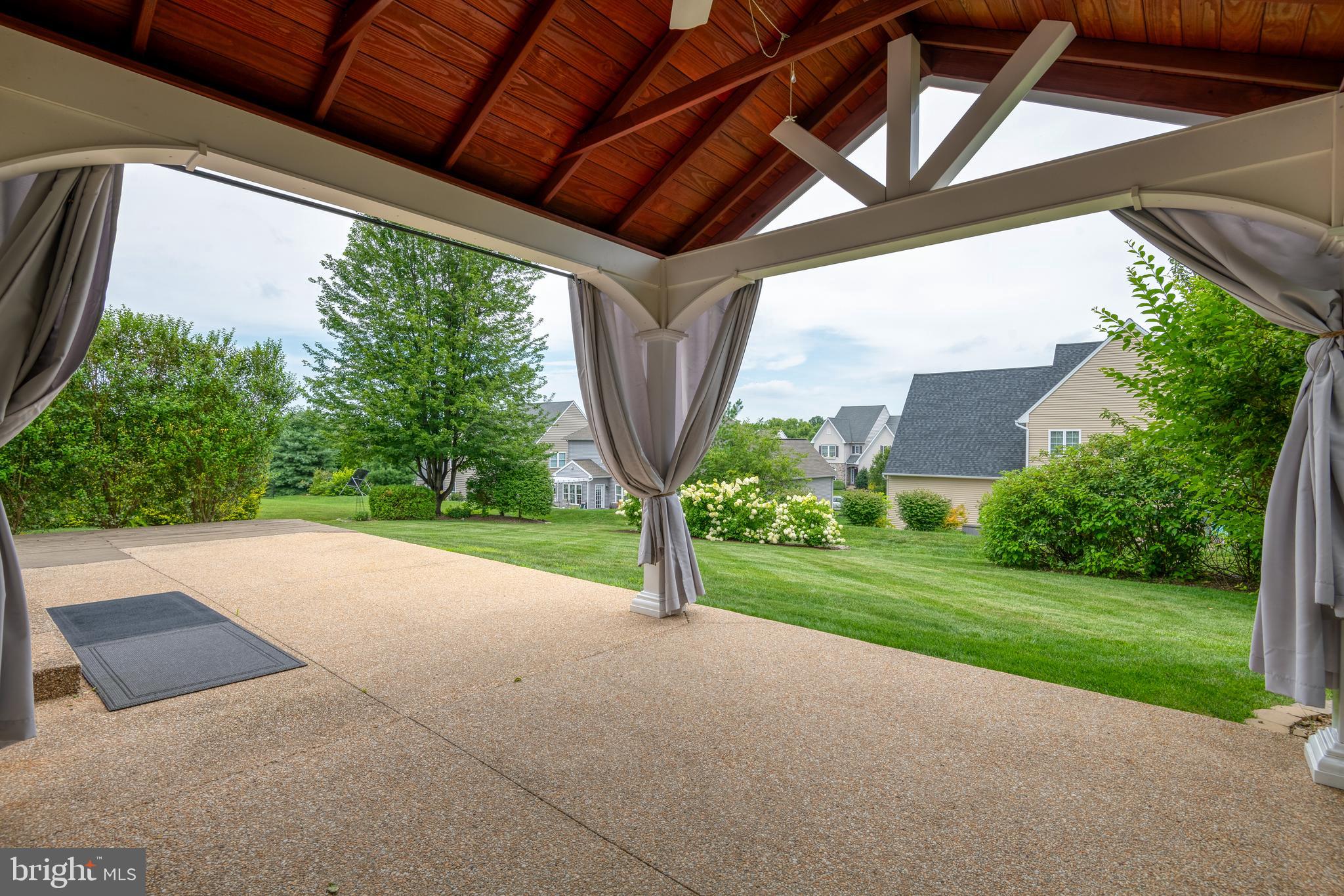 327 Spurrier Drive Lititz, PA 17543 - Photo 10 of 63 Gallery Image 10
