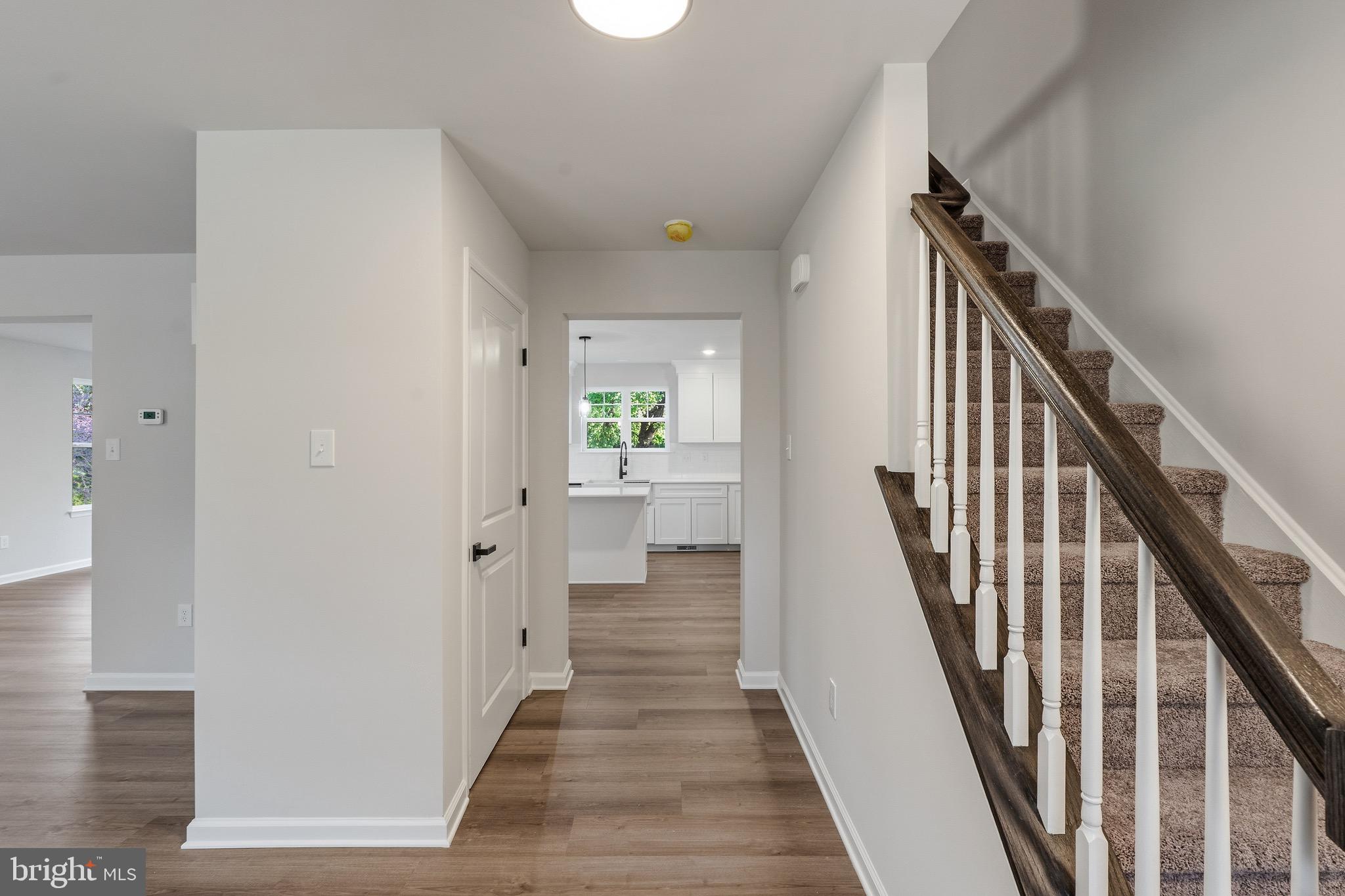 212 Lotus Avenue Voorhees, NJ 08043 - Photo 5 of 39
