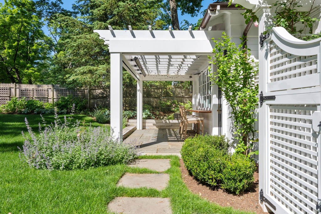 133 Abbott Road Wellesley, MA 02481 - Photo 42 of 42