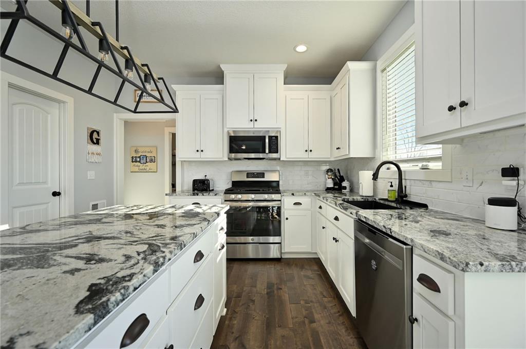 19621 West 197th Terrace Spring Hill, KS 66083 - Photo 6 of 27