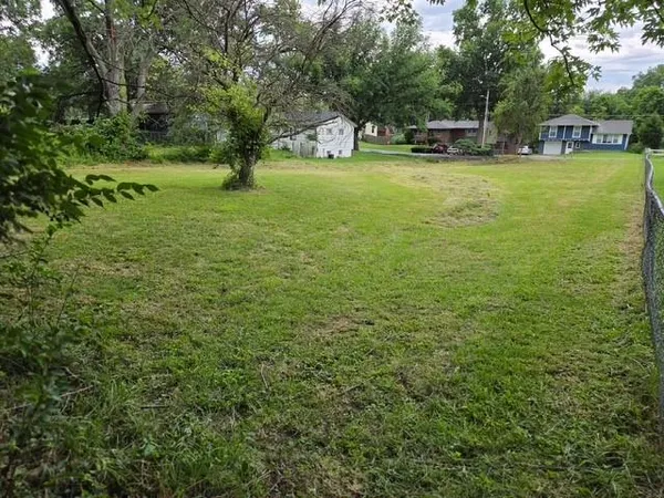 $30,000 | 16204 East Independence Avenue, Independence, MO 64050