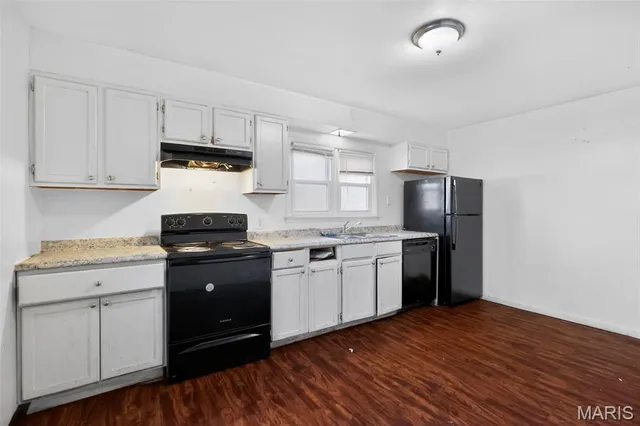 $94,900 | 9739 Balboa Drive, St. Louis, MO 63136