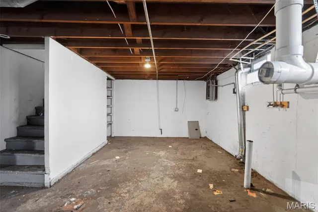 $94,900 | 9739 Balboa Drive, St. Louis, MO 63136