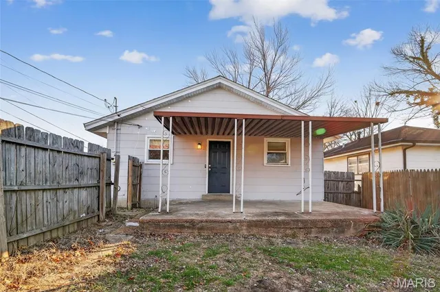 $94,900 | 9739 Balboa Drive, St. Louis, MO 63136