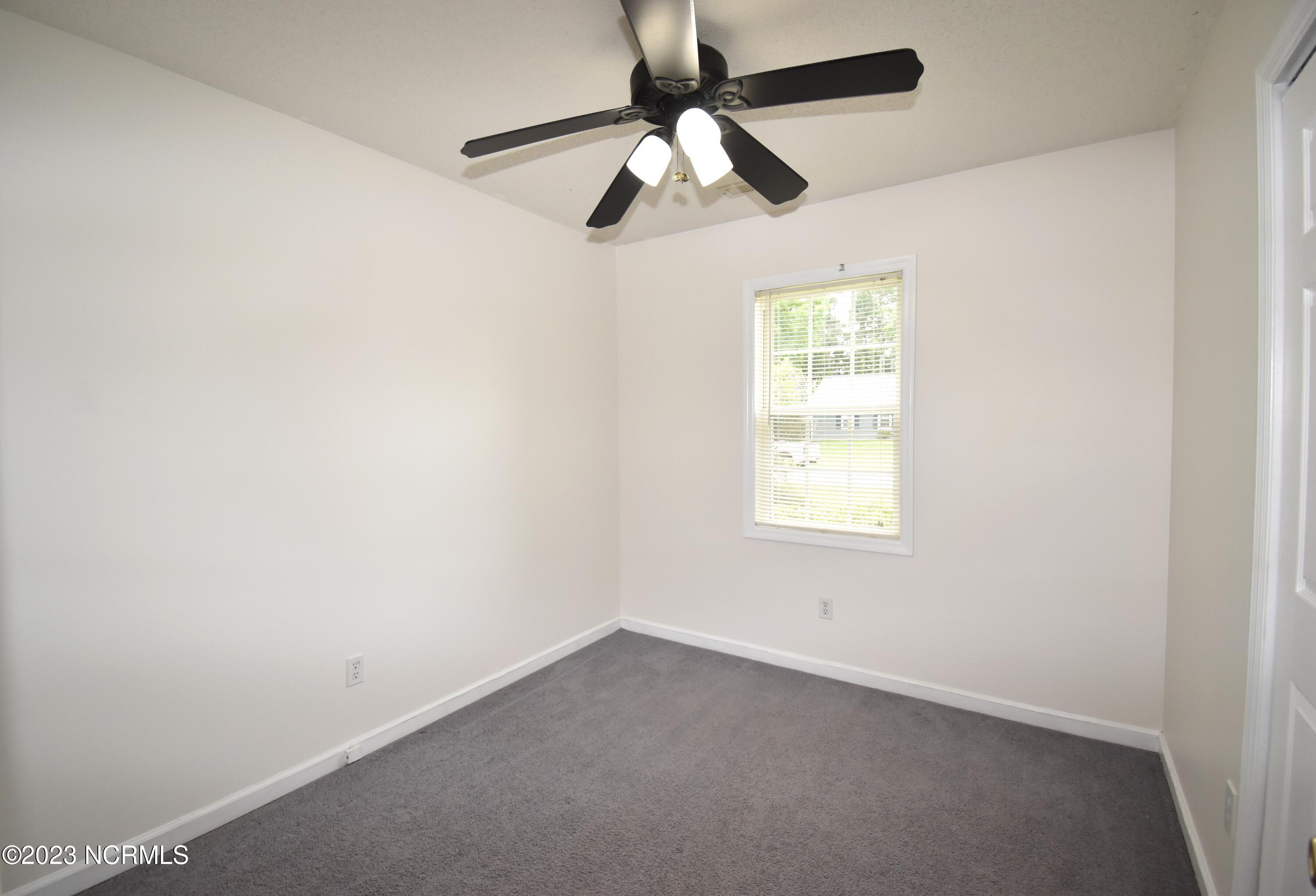 279 Parnell Road Hubert, NC 28539 - Photo 14 of 25 Bedroom1