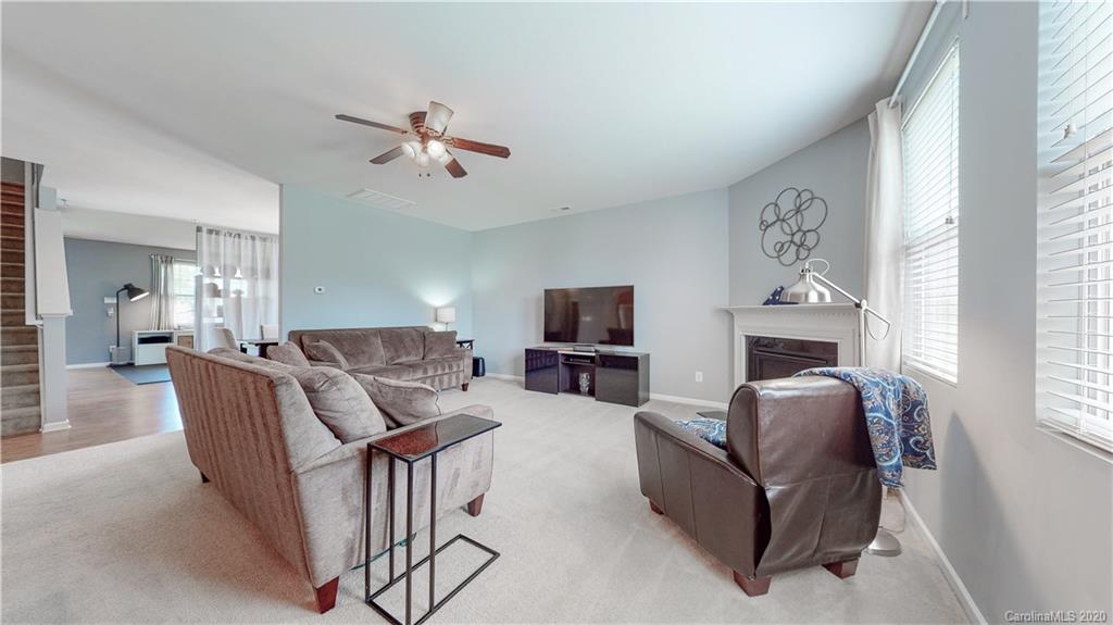 2711 Aldergrove Road Matthews, NC 28105 - Photo 12 of 44 Gallery Image 12