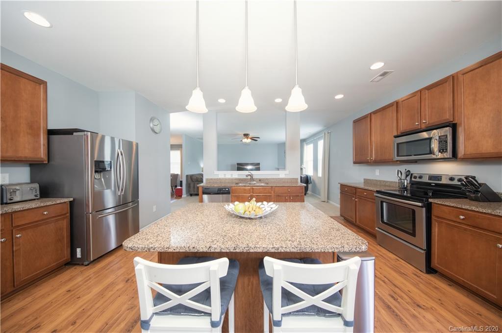 2711 Aldergrove Road Matthews, NC 28105 - Photo 15 of 44 Gallery Image 15