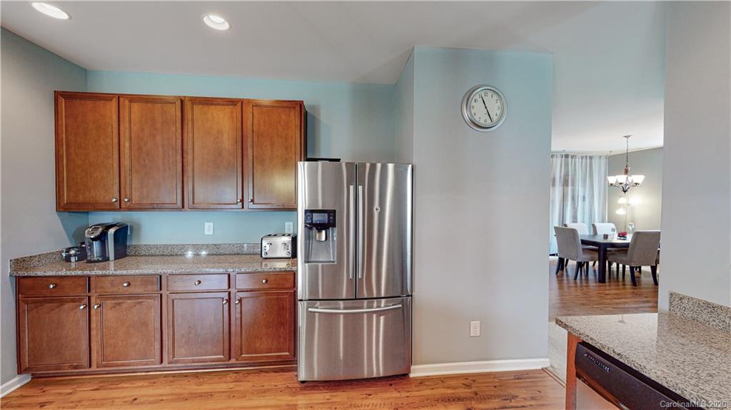 2711 Aldergrove Road Matthews, NC 28105 - Photo 17 of 44 Gallery Image 17