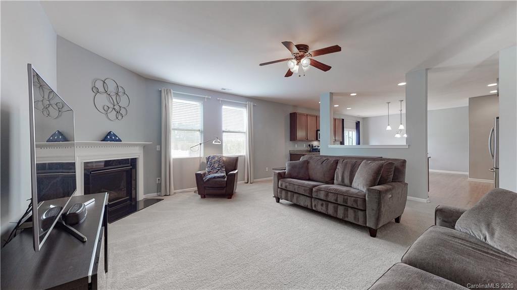 2711 Aldergrove Road Matthews, NC 28105 - Photo 9 of 44 Gallery Image 9