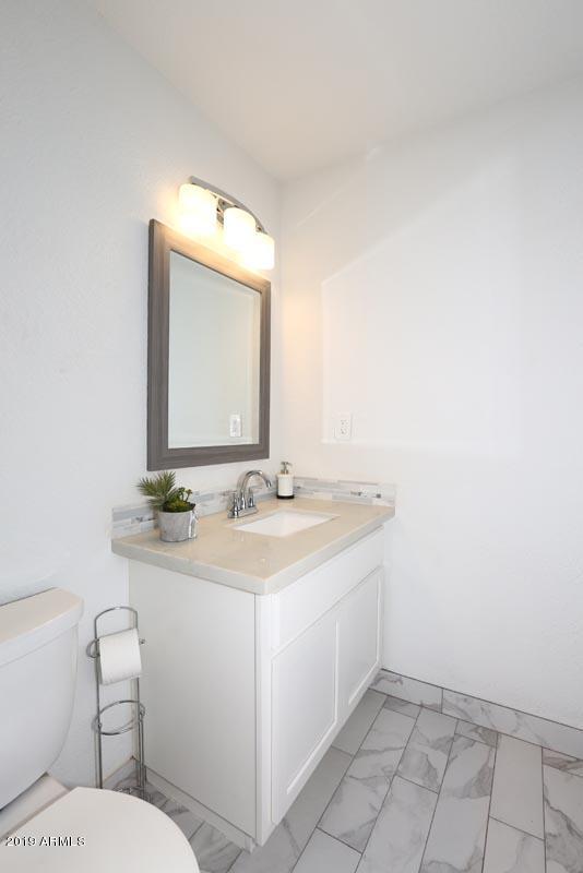 8531 East Chaparral Road Scottsdale, AZ 85250 - Photo 16 of 39 Hall Bath