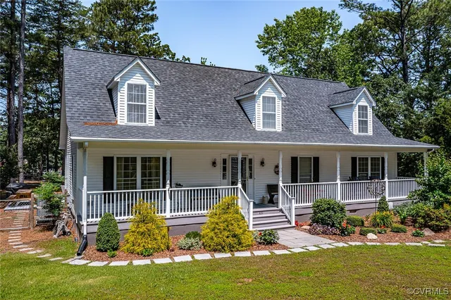 $725,000 | 431 Ships Row, Montross, VA 22520