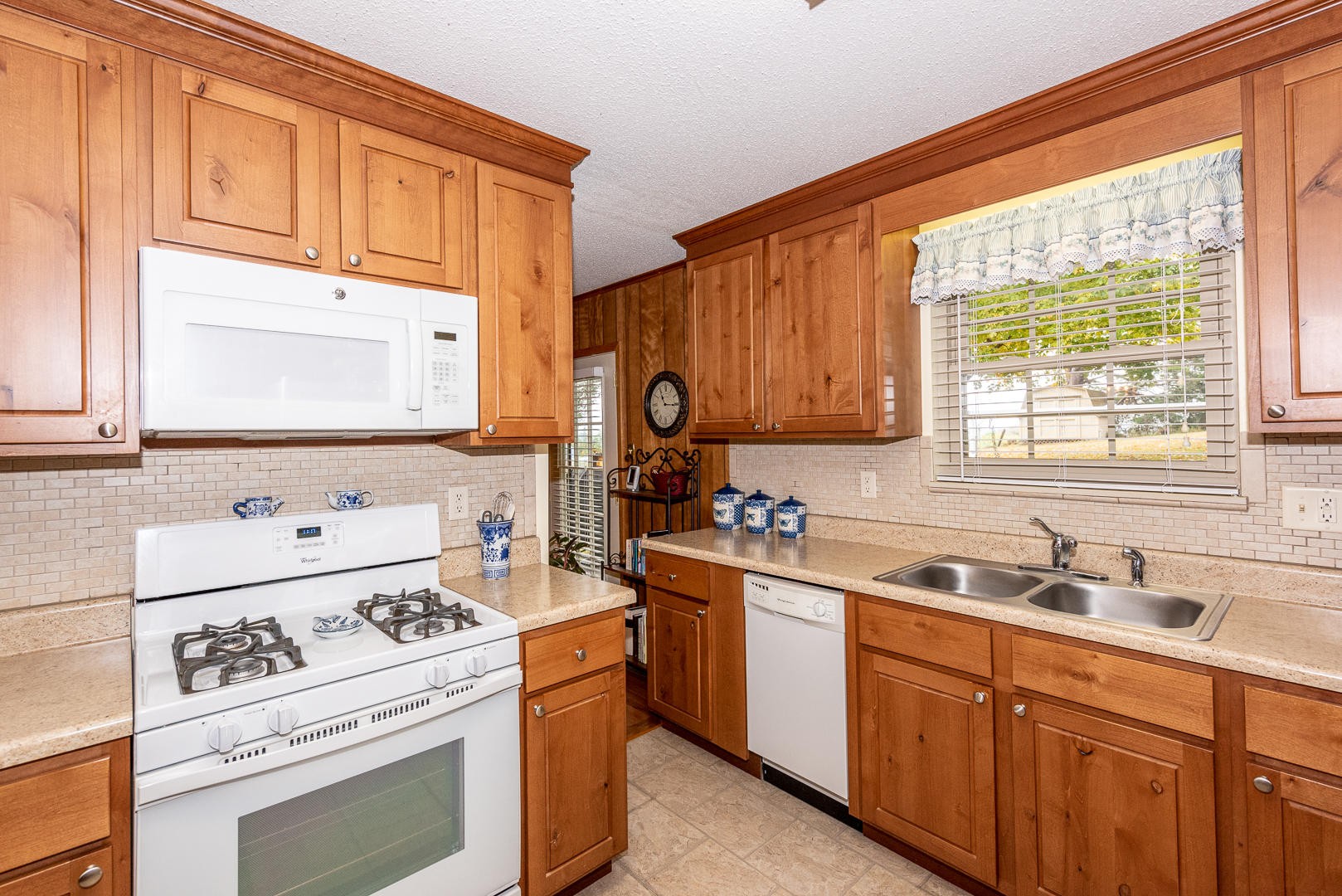 3015 Rambling Road Maryville, TN 37801 - Photo 12 of 30 Gallery Image 12
